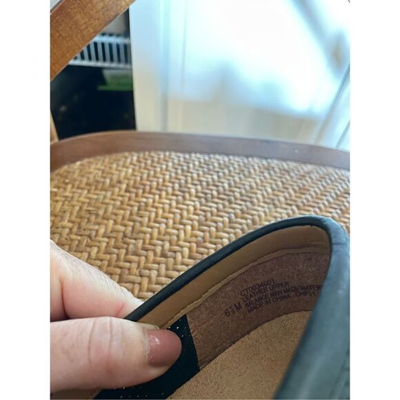 Comfortivia align Laina perforated black loafers nwob - Picture 9 of 10